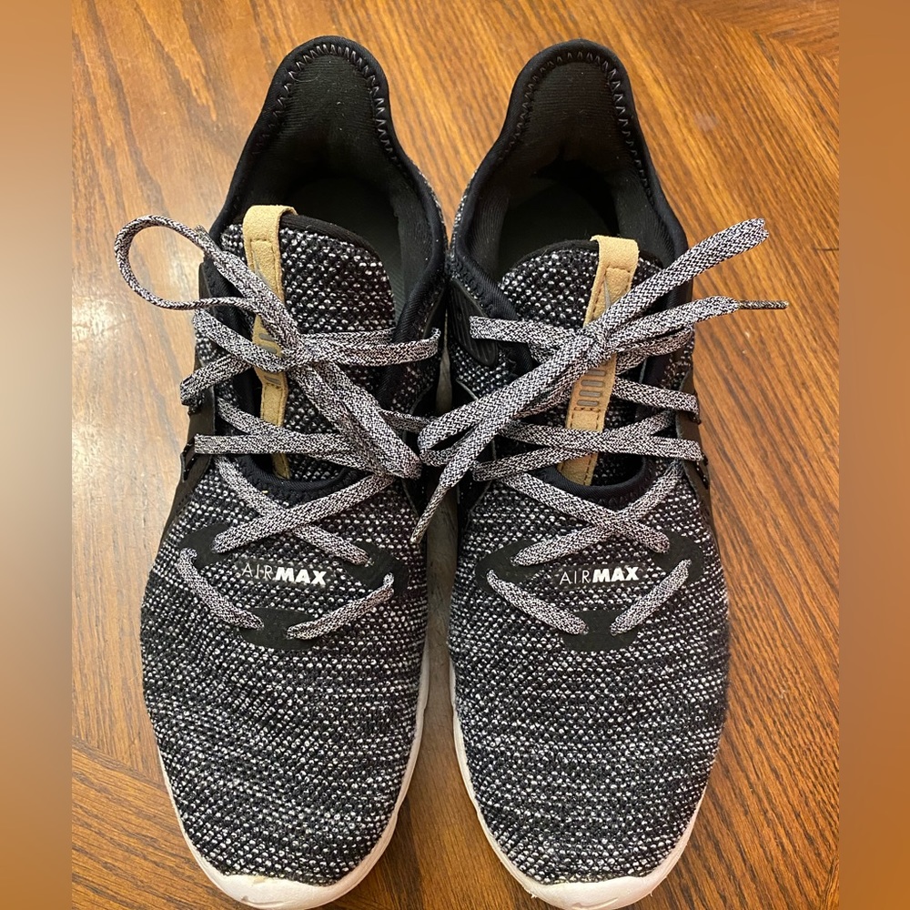 Woman’s Nike AirMax